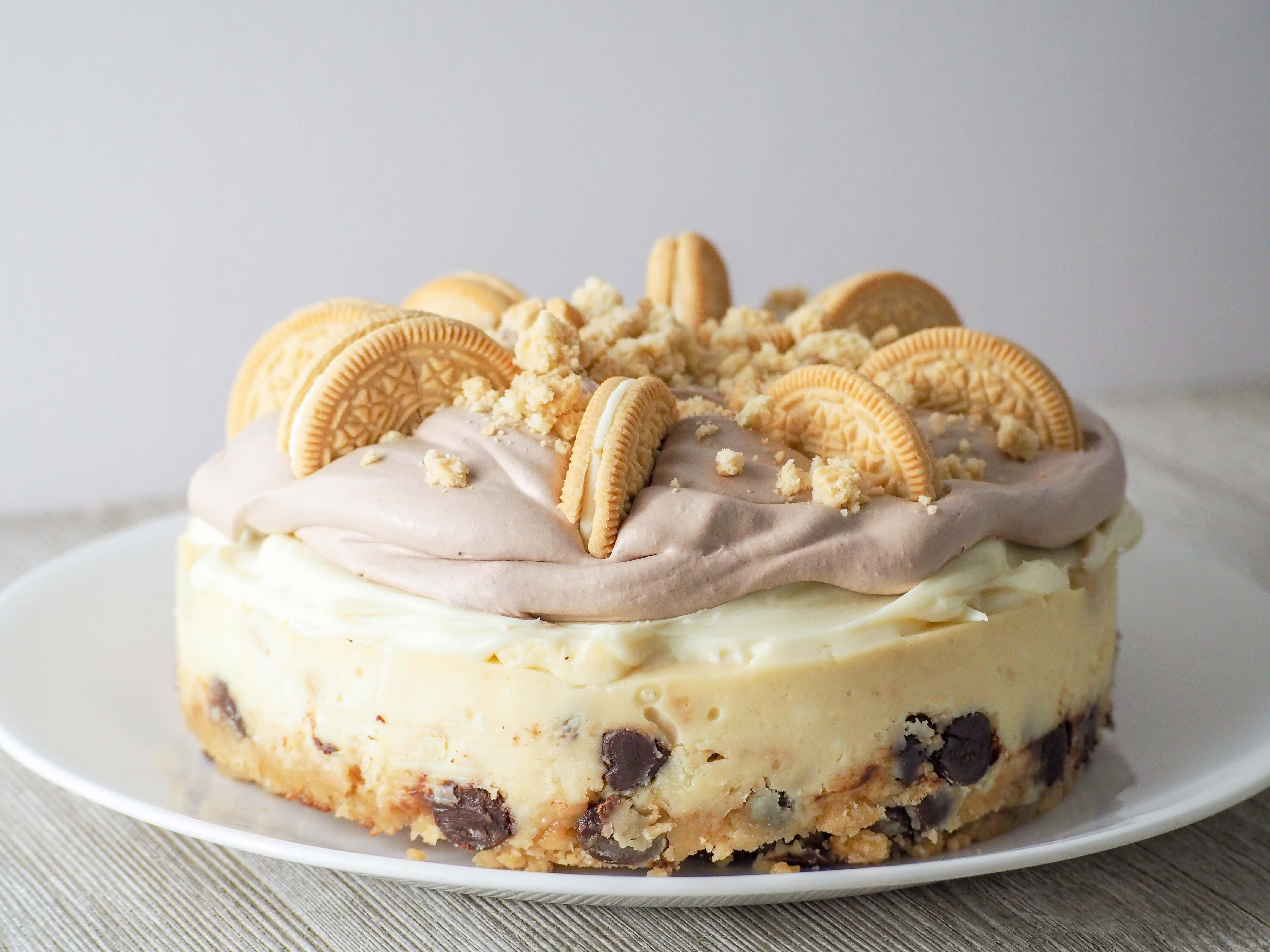 instant pot golden oreo chocolate chip cake