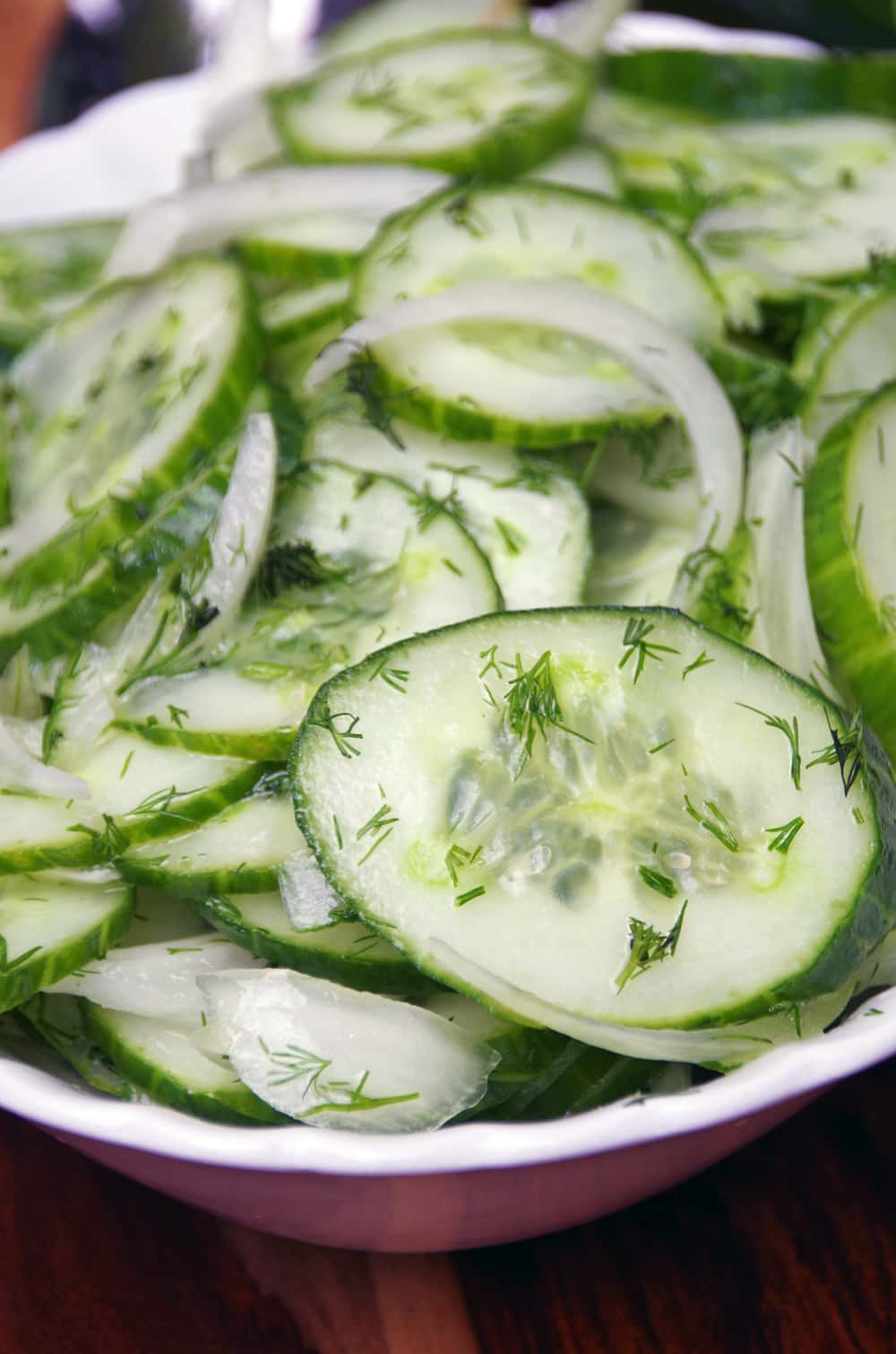https://www.turningclockback.com/german-cucumber-salad-recipe-gurkensalat/