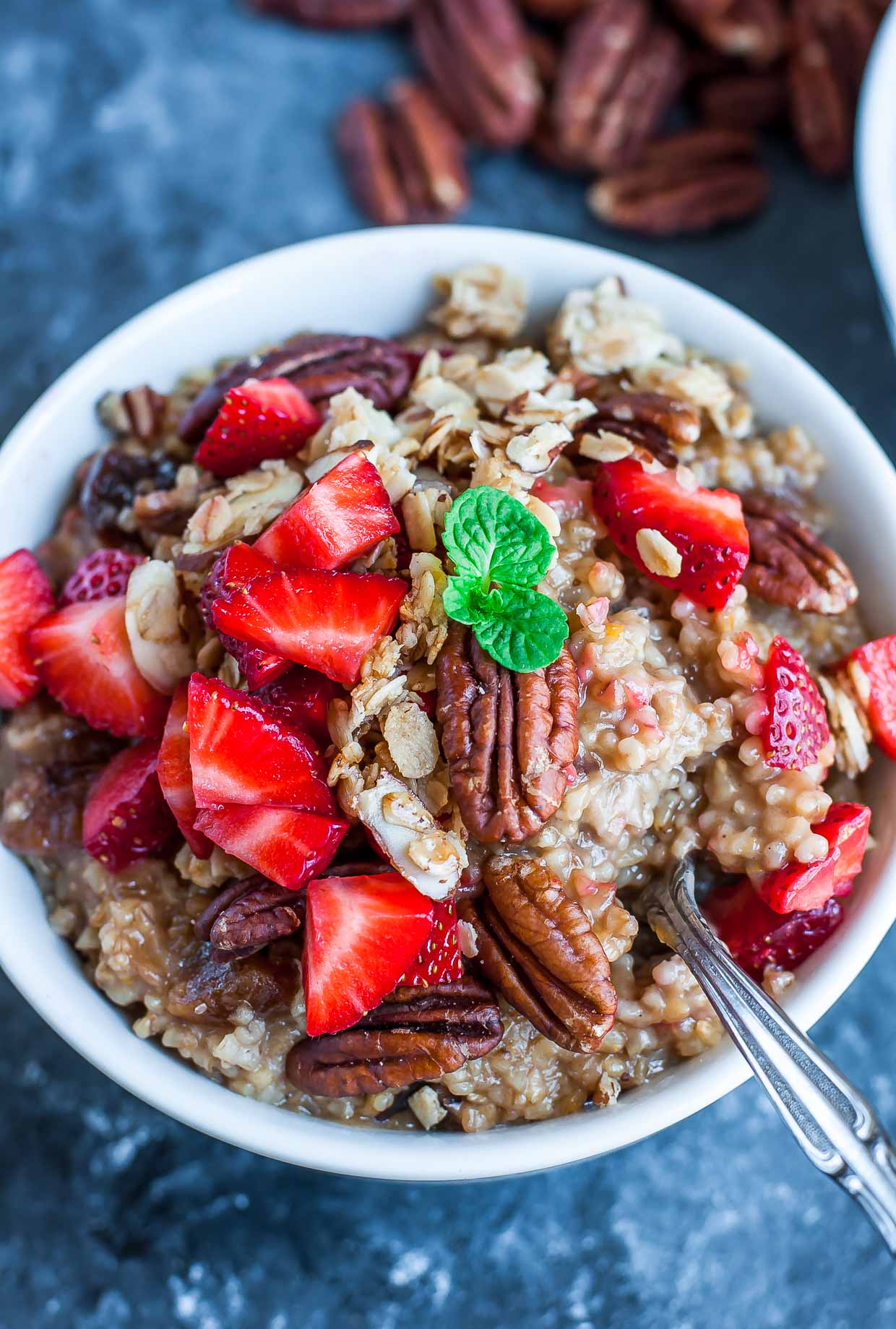 INSTANT POT STRAWBERRY TRAIL MIX OATMEAL