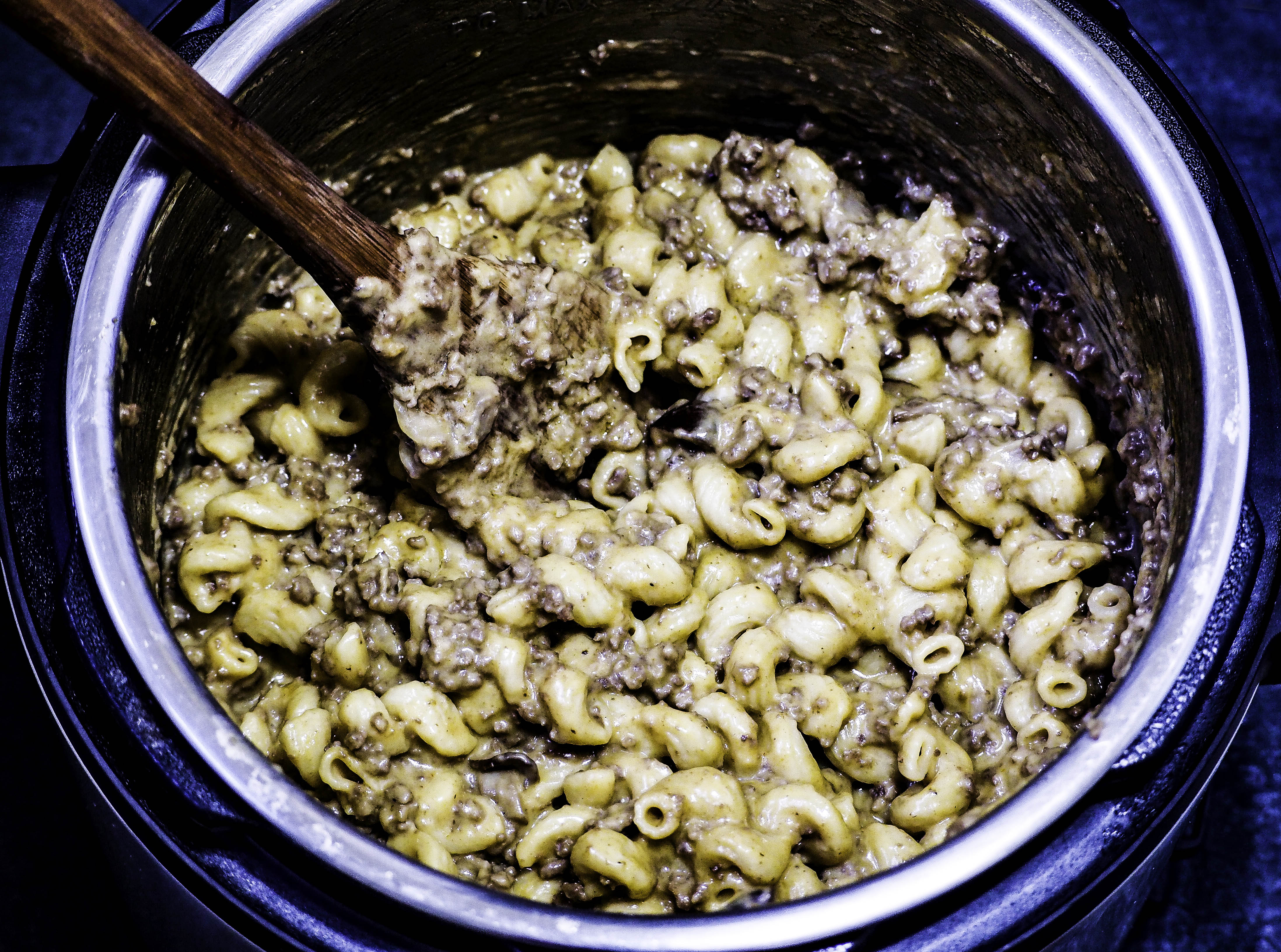 instant pot cheeseburger mushroom pasta