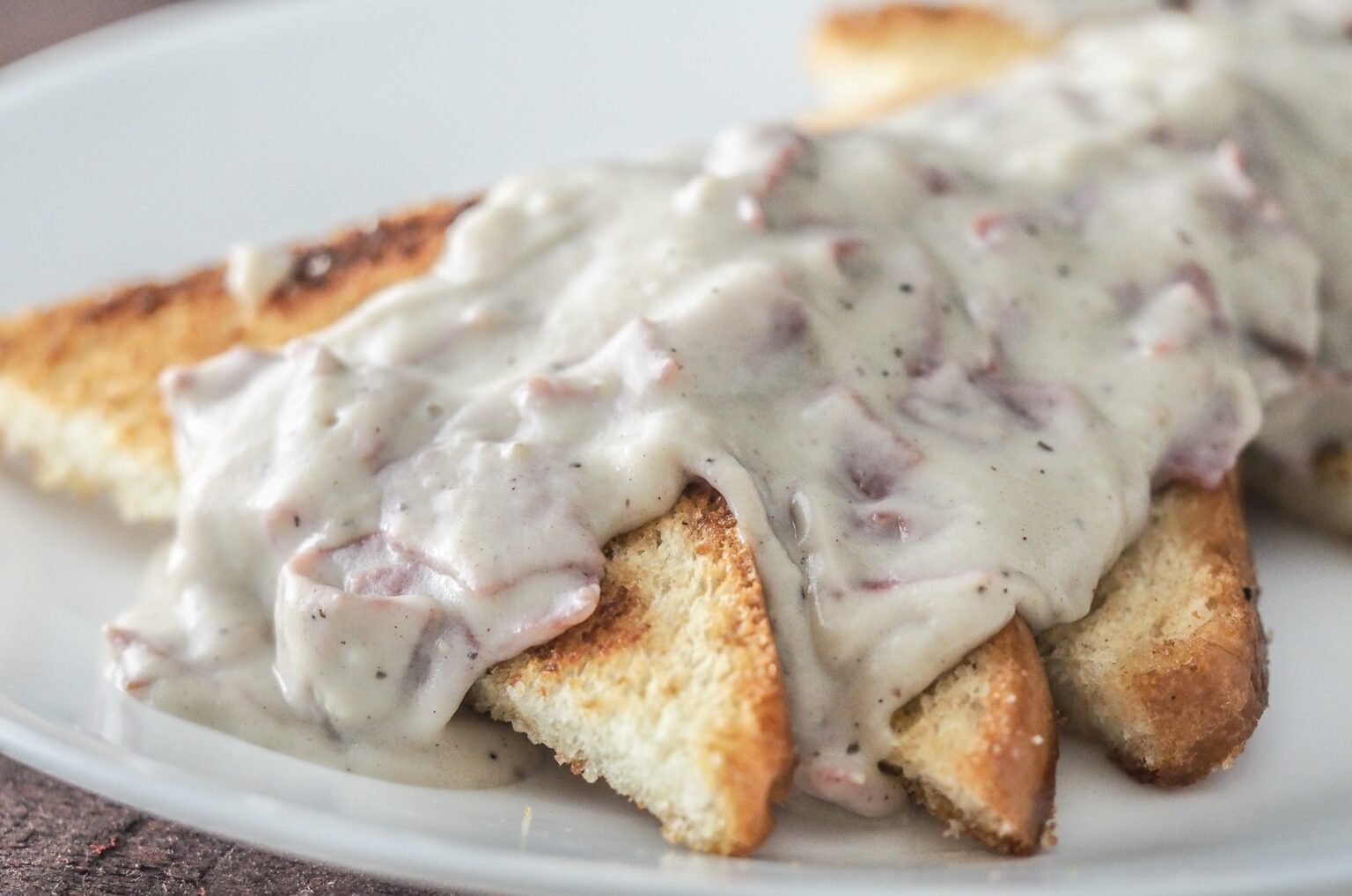 Creamed Chipped Beef On Toast Aka Sos Monday Is Meatloaf 8231