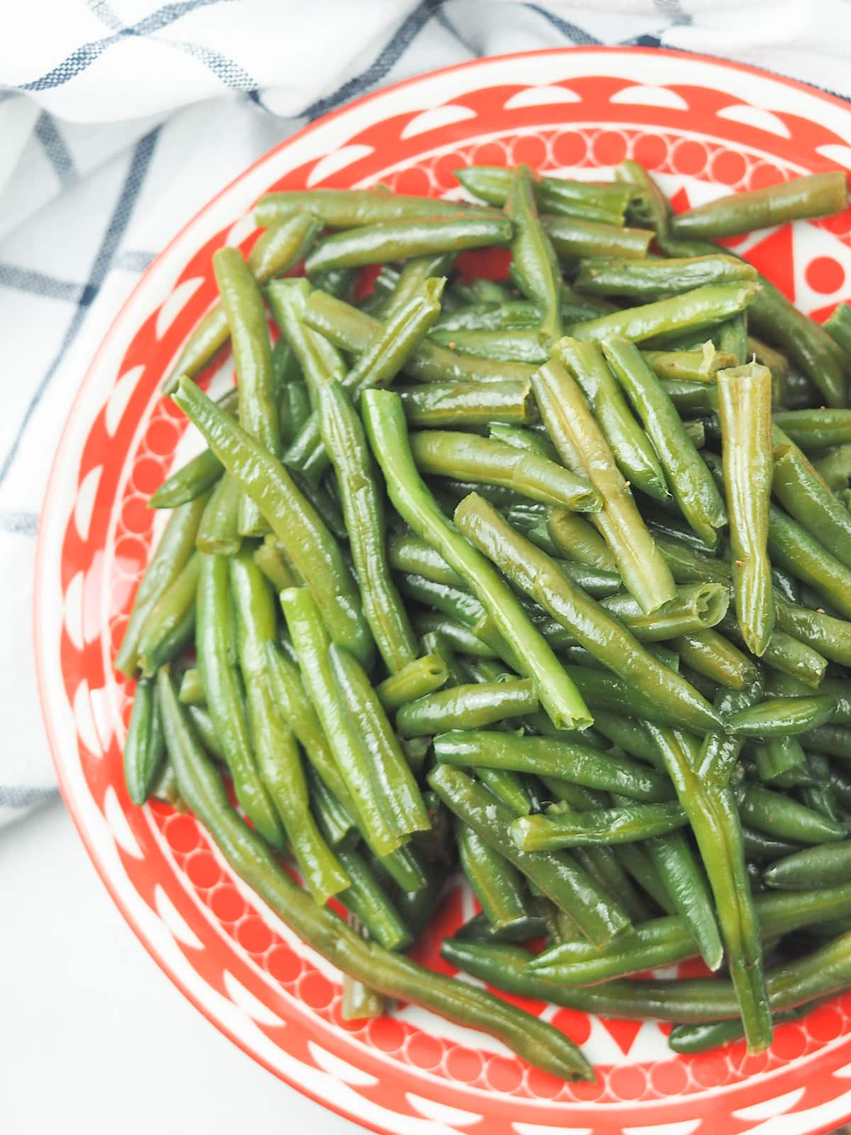 instant pot green beans on plate